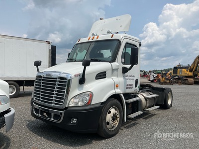 2012 Freightliner Cascadia 113 6x2 Cabina per trattore stradale (Inoperable)