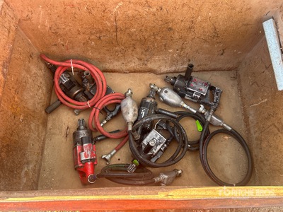 Quantity of (6) Quantity of Spline Drive Air مفك صدمة