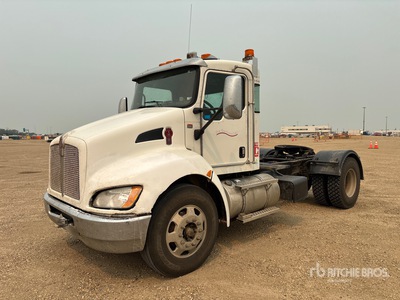 2017 Kenworth T300 4x2 S/A Day Cab Truck Tractor