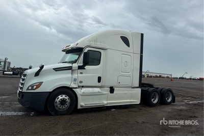 2019 Freightliner Cascadia 126 6x4 T/A Sleeper Truck Tractor
