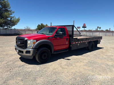 2013 Ford F-550 XL 4x2 Flatbed Truck