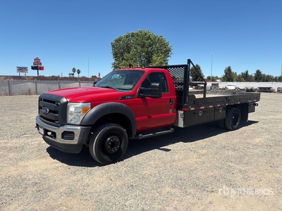 2015 Ford F-550 XL 4x2 Flatbed Truck