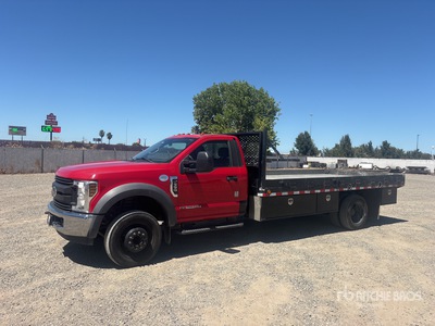2018 Ford F-550 XL 4x2 Platte vrachtwagen