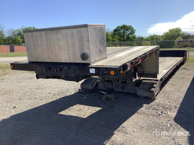 2014 XL Specialized XL 70 MDE 40560 lb T/A 48 ft Extendable Removable Gooseneck Lowboy Trailer