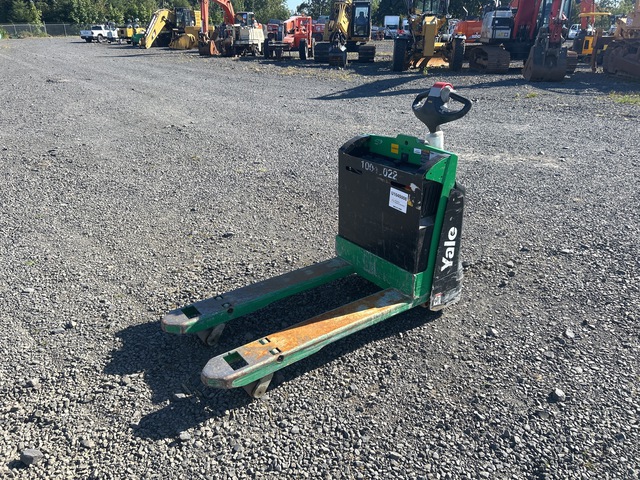 2018 Yale MPB045VGN24T2646 4510 lb Electric Pallet Jack