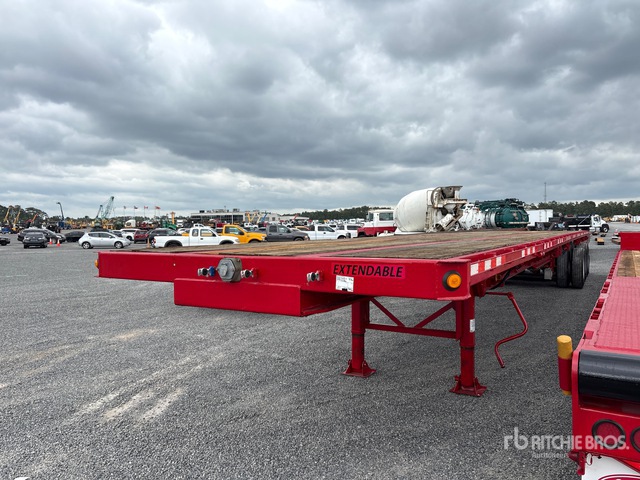 2016 Manac SPIF Tri/A 53 ft Extendable Flatbed Trailer