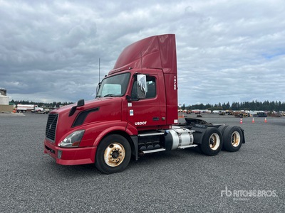 2014 Volvo VNL300 6x4 3-Achs Sattelzugmaschine