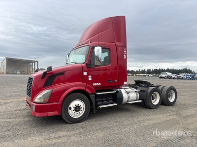 2014 Volvo VNL300 6x4 Tracteur Routier