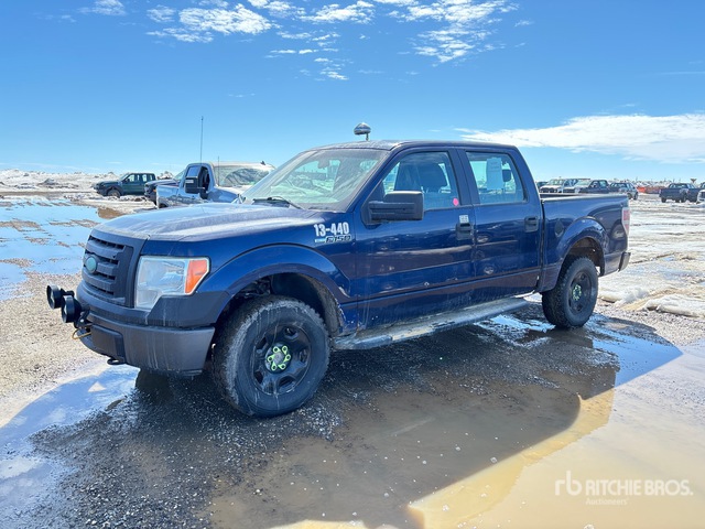 2009 Ford F-150 XL 4x4 Crew Cab Pickup