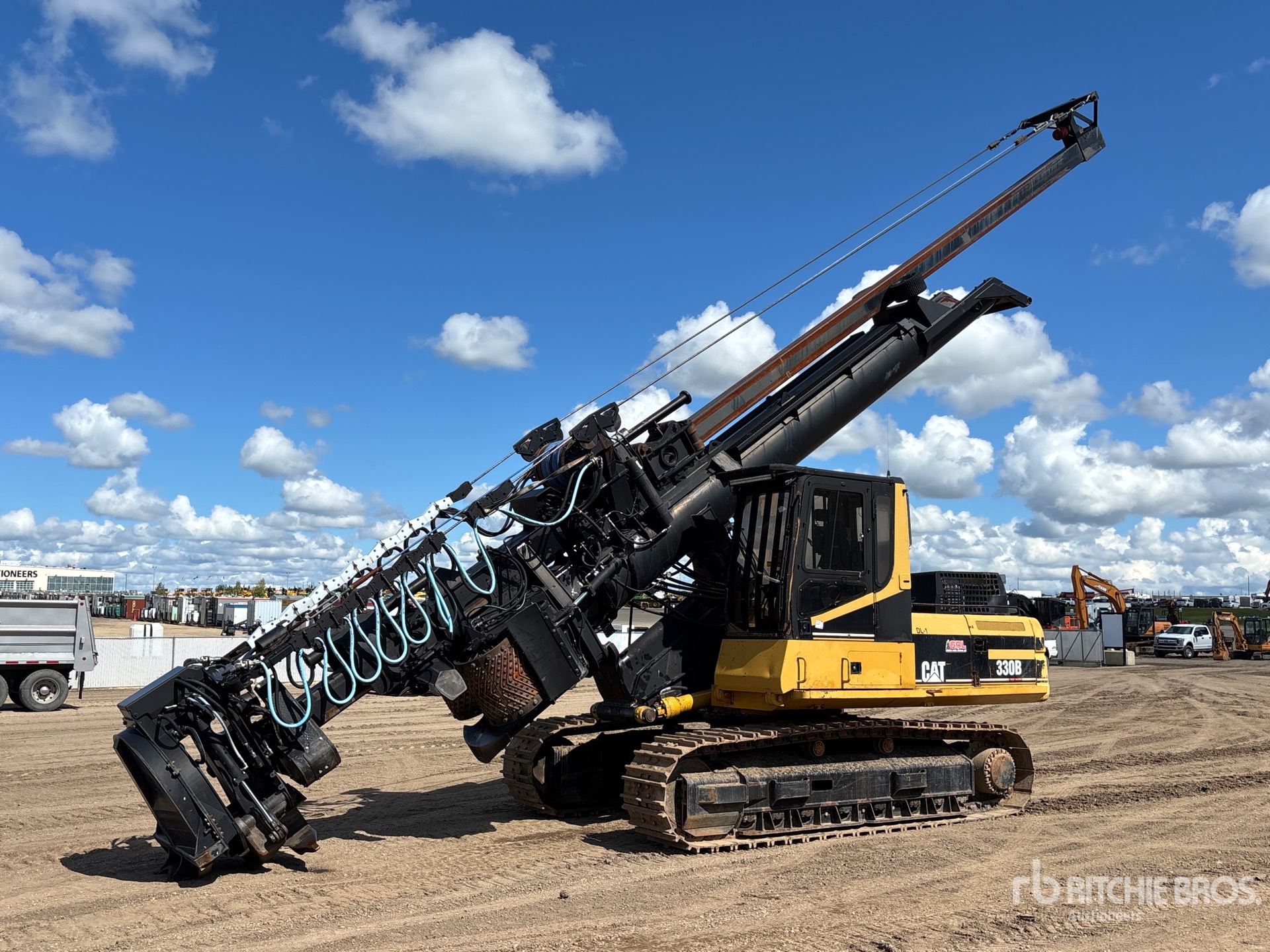 1998 Cat 330B Delimber