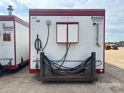 1998 54 ft x 12 ft Skid-Mounted Wash Unit Camp mobile