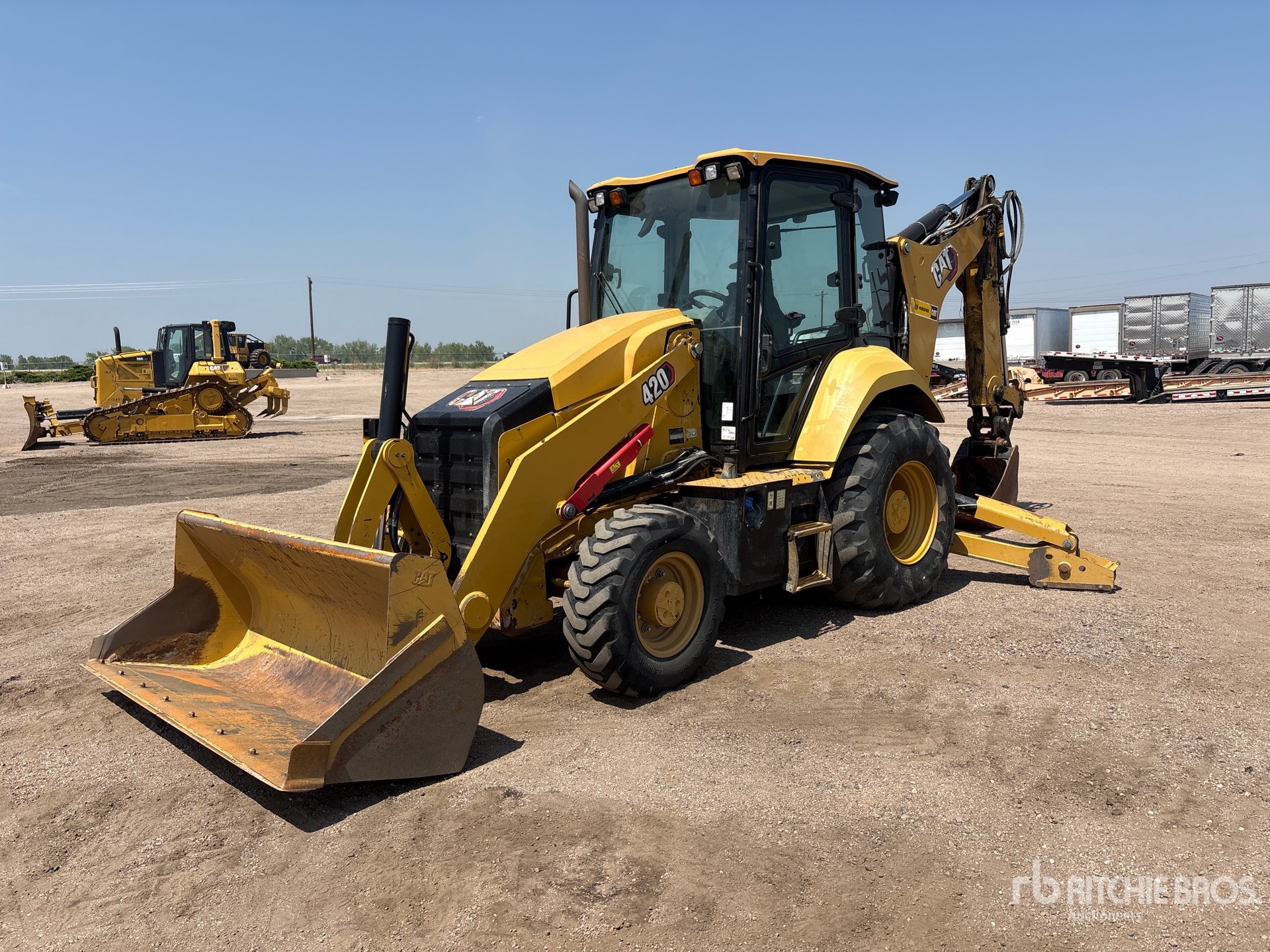 2020 Cat 420 4x4 Backhoe Loader