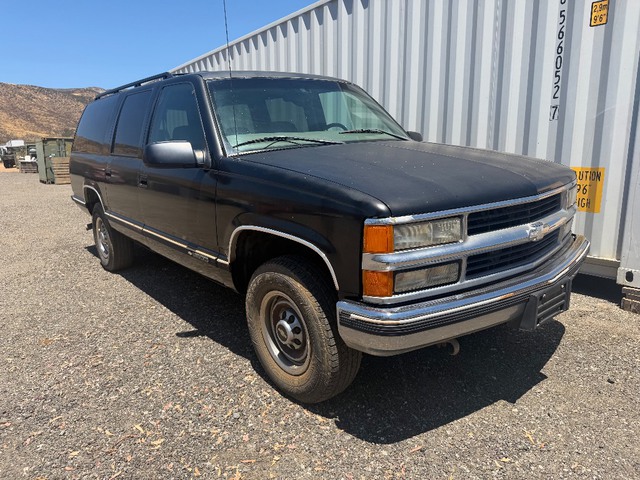 1997 Chevrolet Suburban 2500 SUV 1997 Chevrolet Suburban 2500 SUV