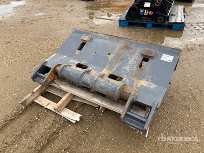 Doosan 52 in Wheel Loader Quick Coupler - Fits Doosan 250L-3