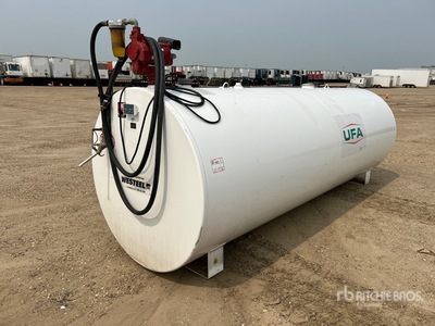 2022 Westeel 4460 L Skid Mounted Steel タンク