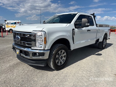 2023 Ford F-350 4x4 Extended Cab Pickup