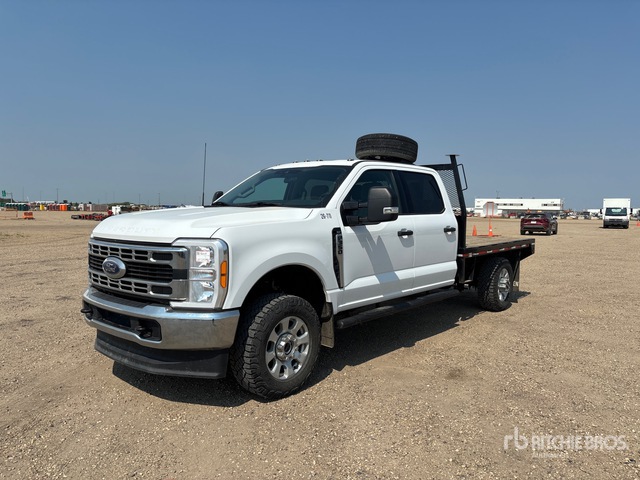 Flatbed Trucks