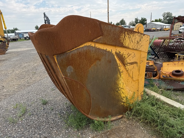 Empire 52 in Sand Bucket - Fits John Deere 350