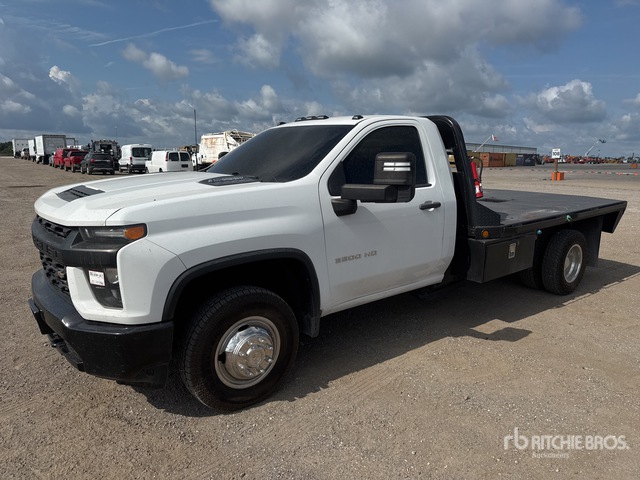 2020 Chevrolet Silverado 3500HD 4x4 Flatbed Truck