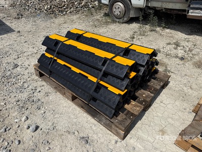 Quantity of (10) Bauer Generatoren Cable Bridge Industrial cable brigde