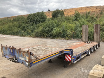 2010 Faymonville STN4AU 13000 m Quad/A Extendable Gooseneck Flatbed Trailer