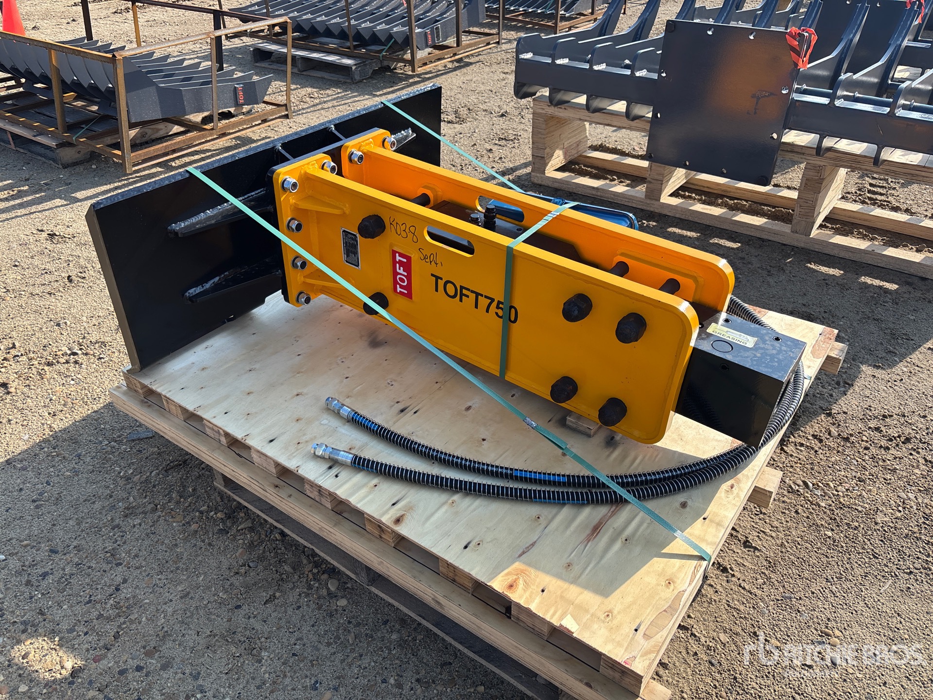 2026 TOFT TOFT750 Skid Steer Breaker (Unused)