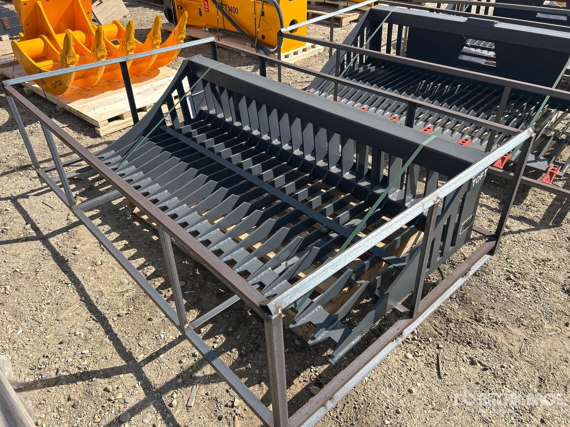 2026 TOFT LSSB-78 78 in Skeleton Skid Steer Bucket (Unused)