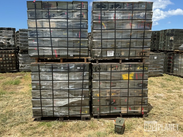 (673) M2A1 Ammo Cans