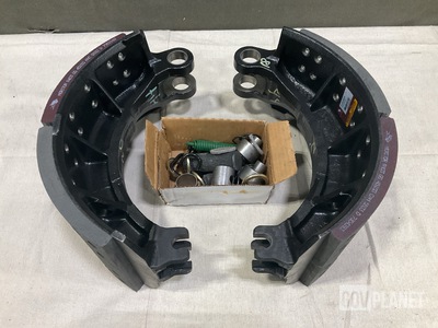 (24) Meritor KSR4034515PC Brake Shoe Sets