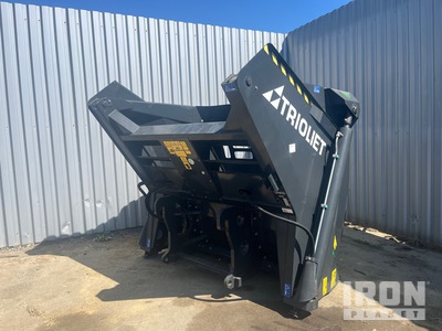 2018 Trioliet TriomasterS300 Hydraulic Silage Shear Grab