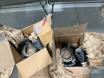 (2) Bendix 974111 Brake Shoe Assemblies