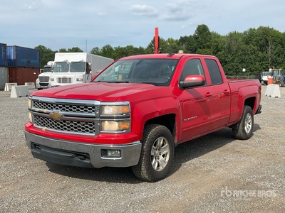 2015 Chevrolet Silverado 1500 4x4 Crew Cab Pickup