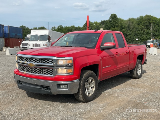 2015 Chevrolet Silverado 1500 4x4 Extended Cab Pickup