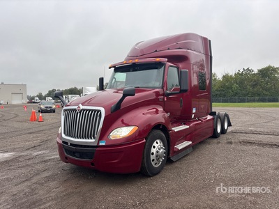 2018 International LT625 6x4 Ciągnik siodłowy T/A z kabiną sypialną