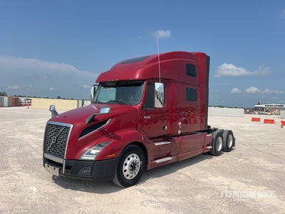 2020 Volvo VNL 6x4 Cabeza Tractora Cabina Dormitorio