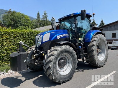 2014 New Holland T7.210 4WD Tractor