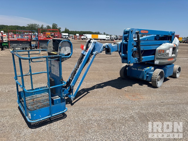 2016 Genie Z-40/23N 2WD Electric Articulating Boom Lift