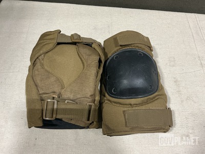 (163) Pairs of Knee Pads