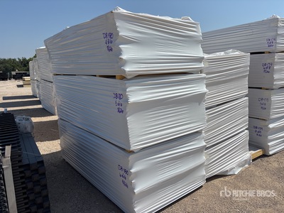 Quantity of (6) Pallets of 1/2 in Polyiso Insulation Divers