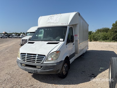 2009 Freightliner Sprinter Cargo Van
