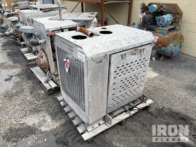 Detroit Diesel D700 Engine