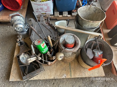 Scale Parts, Hand Tools, Milk Can, Jet Sprayer & Galvanized Buckets