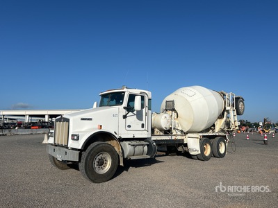 2018 Kenworth W900 6x4 Mixer Truck