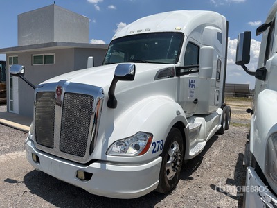 2017 Kenworth T680 6x4 Tractocamion con Dormitorio / 3- Achs Sattelzugmaschine mit Schlafkabine