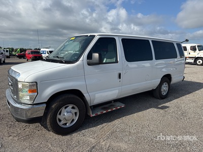2012 Ford E-350 10 Passenger Van