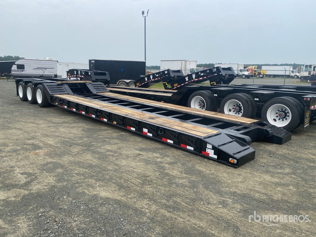 2026 Witzco RG-52 52 ton Tri/A Removable Gooseneck Lowboy Trailer (Unused)
