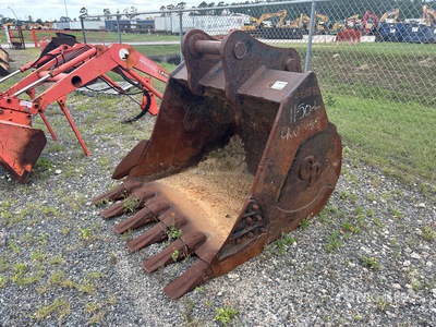Paladin 60 in Digging Excavator Bucket - Fits Hyundai R320