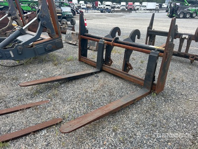 Cat 72 in Q/C Wheel Loader Forks - Fits Cat 924