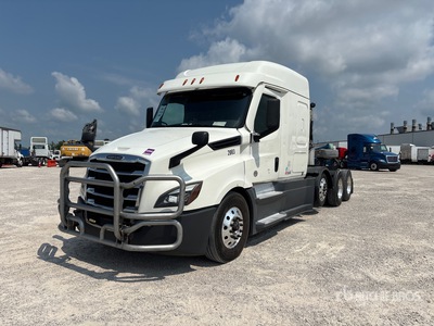 2020 Freightliner Cascadia 126 8x4 Cabeza Tractora Cabina Dormitorio