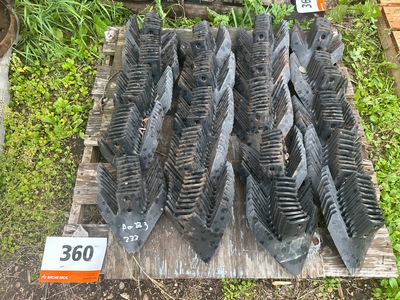 Quantity of (120) Cultivator Shovel